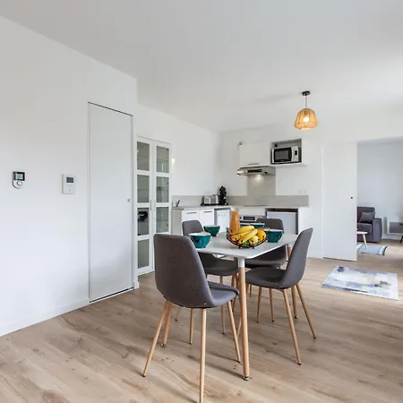 Cap Ocean-12 By Interhome