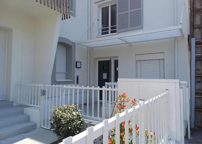 Cap Ocean-12 By Interhome *