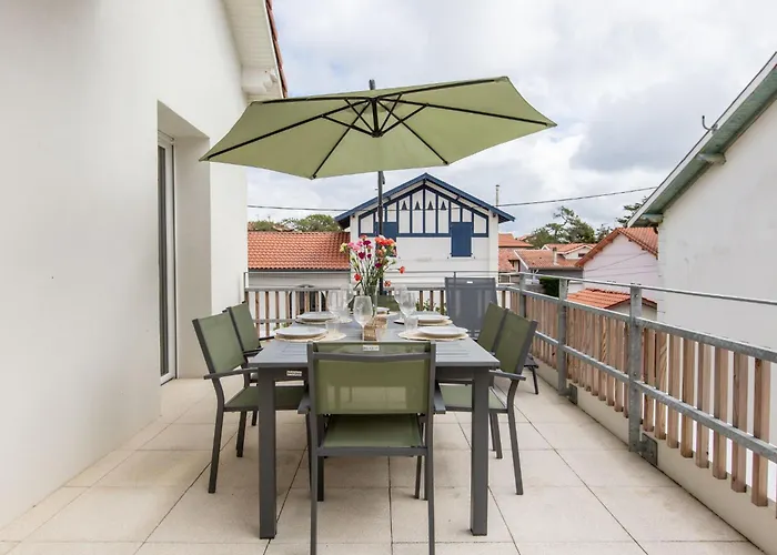 Cap Ocean-12 By Interhome