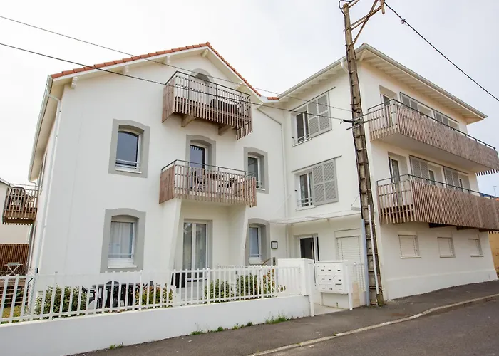 Cap Ocean-12 By Interhome شقة *